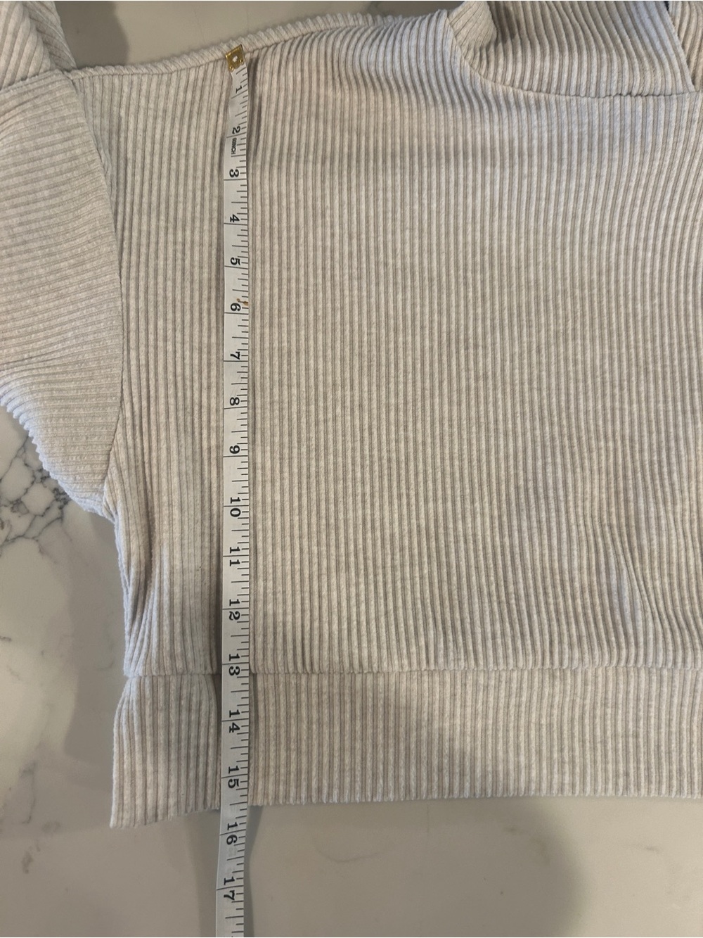 Alo Yoga Muse Hoodie Ribbed Cropped Sweatshirt Oatmeal Beige Size Medium - Picture 4 of 6
